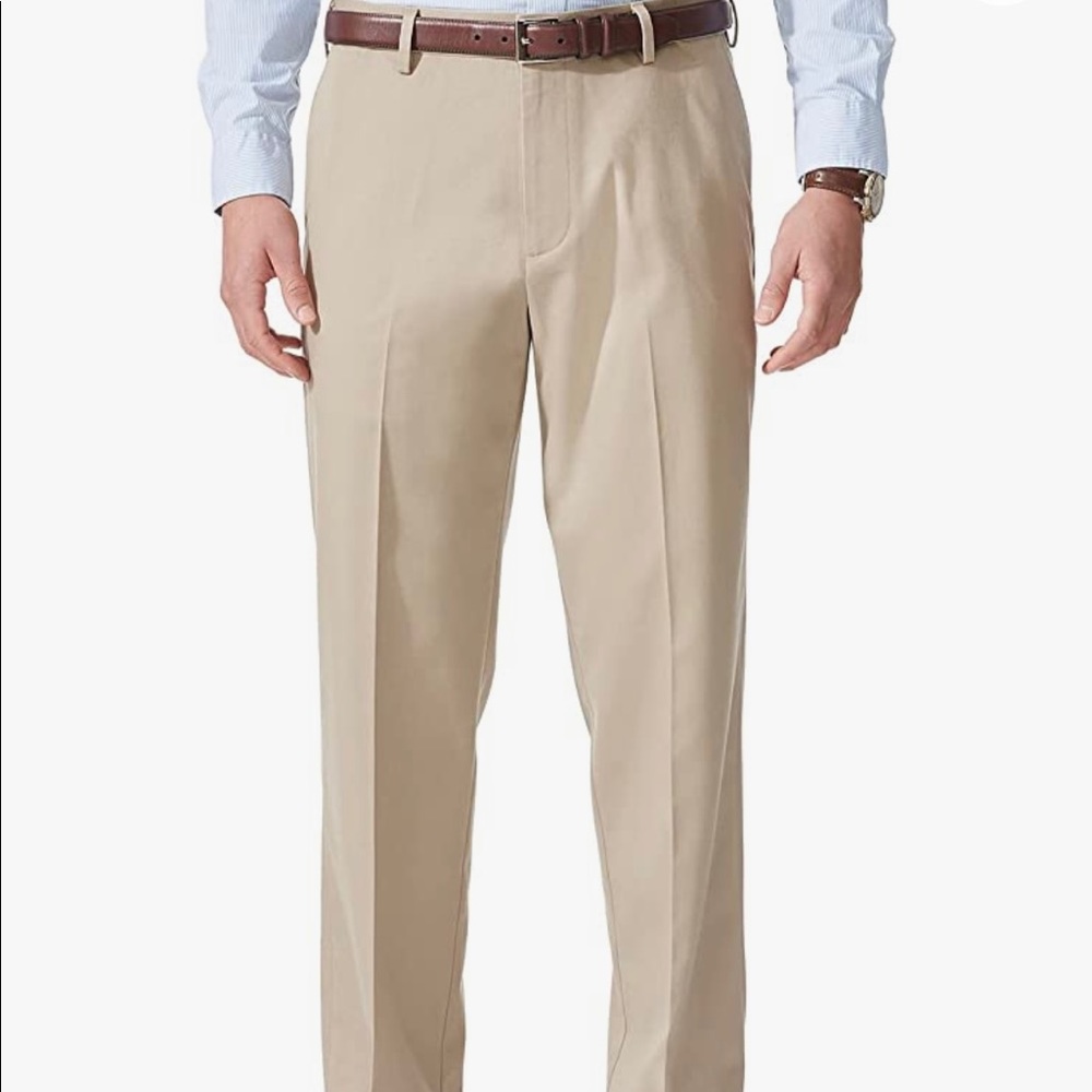 Dockers Men's Relaxed Fit Comfort Khaki Pants